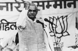 कविमनाचे खंबीर नेतृत्व