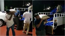 Kerala floods: पूरग्रस्तांच्या मदतीस आयएएस अधिकारी आले धावून; कर्तव्यदक्ष अधिकाऱ्यांचं सोशल मीडियावर कौतुक