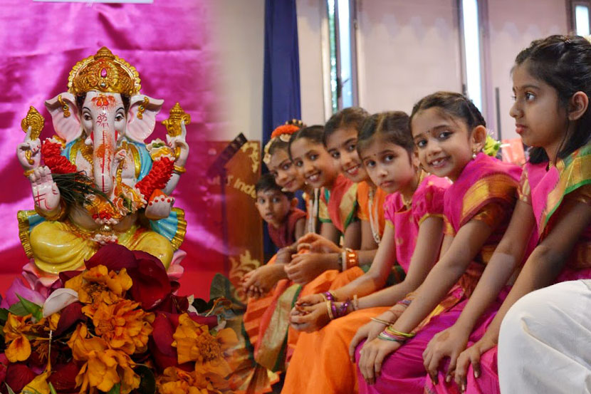 फ्रान्समध्ये असा साजरा झाला गणेशोत्सव फ्रान्समध्ये असा साजरा झाला गणेशोत्सव