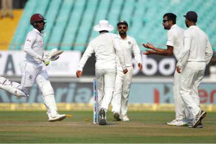 IND vs WI : फलंदाजाला बाद करताना जाडेजाने केली चिंधीगिरी