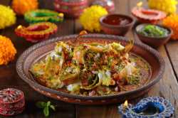 Diwali 2018 special recipes : मिरची वडा चाट