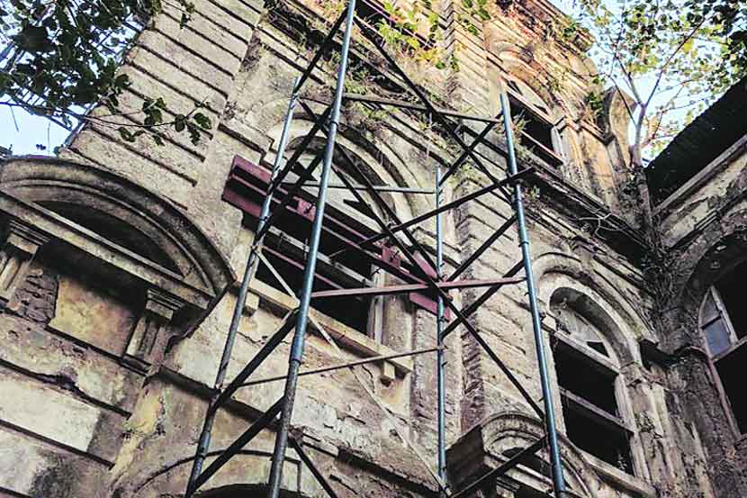 इंदू मिलच्या अंतरंगात मुंबईत साकारतेय वस्त्रोद्योग संग्रहालय इंदू मिलच्या अंतरंगात मुंबईत साकारतेय वस्त्रोद्योग संग्रहालय