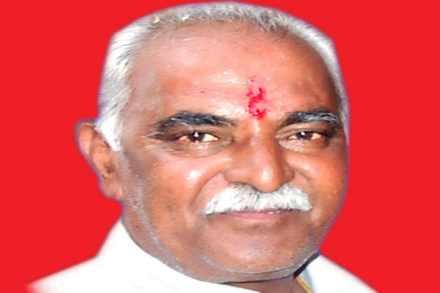 मध्य प्रदेशमधील राजपूर विधानसभा मतदारसंघाचे भाजपाचे उमेदवार देवीसिंह पटेल यांचे निधन झाले आहे. 