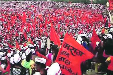 मराठा आरक्षणात कायदेशीर अडचणी मराठा आरक्षणात कायदेशीर अडचणी