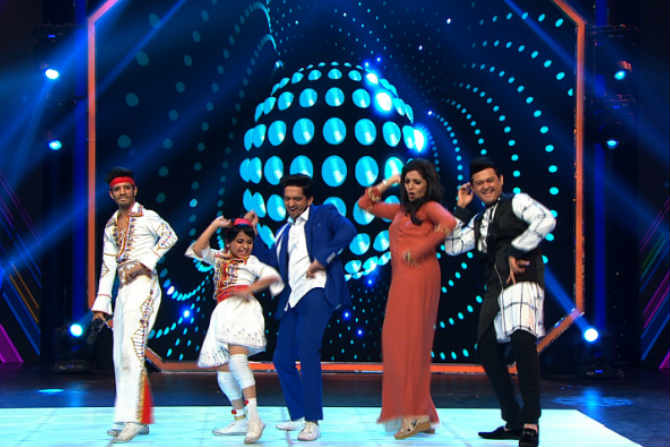 super dancers