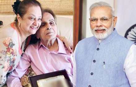 मुख्यमंत्र्यांच्या सततच्या आश्वासनाला मी कंटाळले आहे, सायरा बानोंनी मोदींकडे मागितली मदत