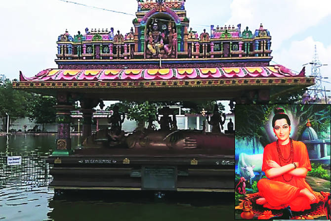 दत्तभक्तांच्या मनात नृसिंह सरस्वती, श्री श्रीपाद श्री वल्लभ यांना तसंच पीठापूर आणि कुरवपूर या स्थानांना अपार महत्त्व आहे. दत्तभक्तांच्या मनात नृसिंह सरस्वती, श्री श्रीपाद श्री वल्लभ यांना तसंच पीठापूर आणि कुरवपूर या स्थानांना अपार महत्त्व आहे.