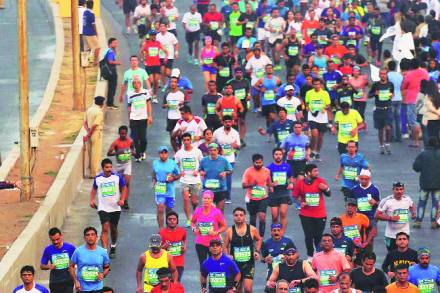 मनाला स्थिर ठेवायचे तर शरीराला अॅ्क्टिव्हिटी म्हणजे व्यायाम हवाच हवा.