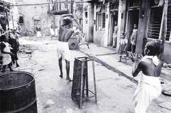 ‘करिअर’च्या नियमांबाहेर..