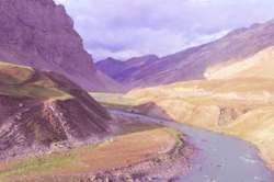 दहशतवाद रोखण्यासाठी पाणी तोडण्याचा उपाय