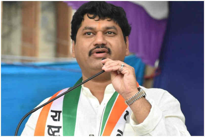 परवानग्या नसताना शिवस्मारकाचे जलपूजन करणे म्हणजे शिवरायांचा अपमान : धनंजय मुंडे