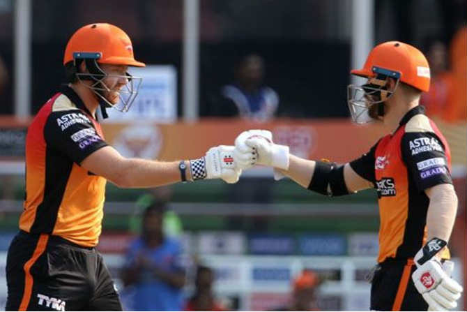 IPL 2019 : शतकी सलामीची हॅटट्रिक; वॉर्नर-बेअरस्टो जोडीने रचला इतिहास IPL 2019 : शतकी सलामीची हॅटट्रिक; वॉर्नर-बेअरस्टो जोडीने रचला इतिहास