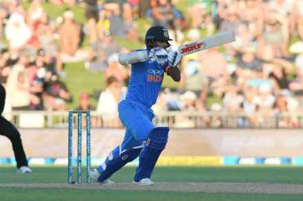BCCI Annual Contract : ‘गब्बर’चं स्थान घसरलं, पंतला बढती