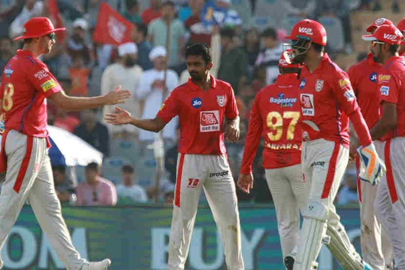 IPL 2019 : पंजाबचा ८ वर्षांचा वनवास संपला; घरच्या मैदानावर मुंबईविरुद्ध विजयी IPL 2019 : पंजाबचा ८ वर्षांचा वनवास संपला; घरच्या मैदानावर मुंबईविरुद्ध विजयी