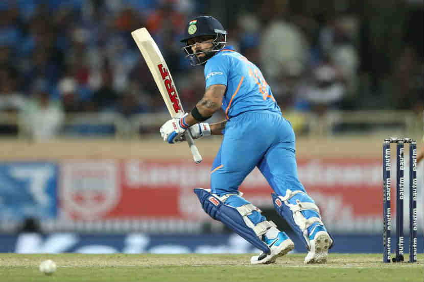 IND vs AUS : विराटचा आक्रमक फॉर्म कायम, डिव्हीलियर्सला टाकलं मागे