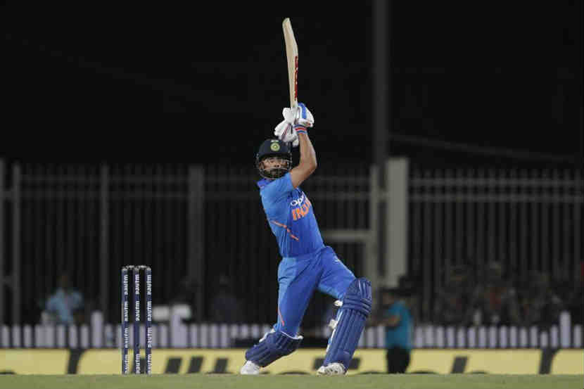 विराट कोहली वन-डे क्रिकेटमध्ये सर्वोत्तम खेळाडू बनण्याच्या वाटेवर – शेन वॉर्न