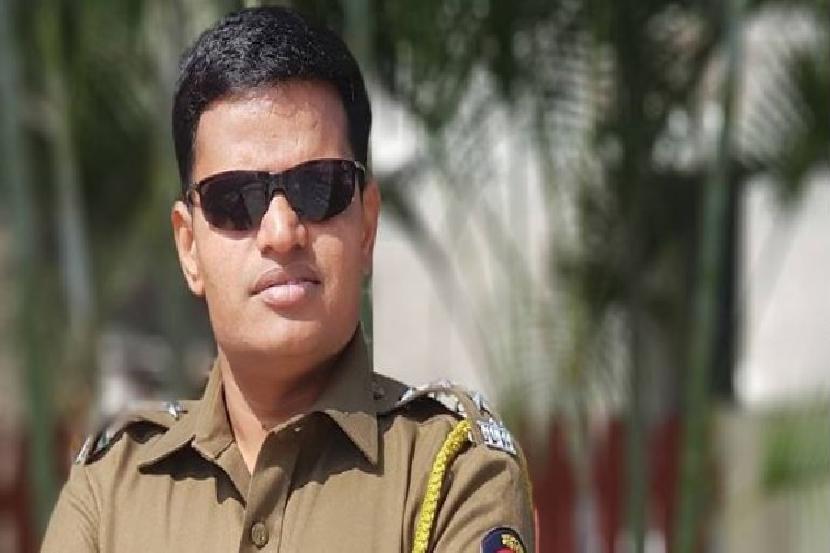 गडचिरोलीला जायची तयारी आहे म्हणत नेत्यांना खडसावणाऱ्या ‘त्या’ अधिकाऱ्याला गृहमंत्री पदक