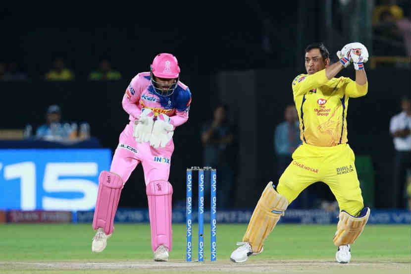 IPL 2019 : धोनीची ‘शंभर नंबरी’ कामगिरी ! अनोखी कामगिरी करणारा पहिला कर्णधार