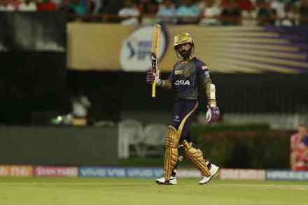 IPL 2019 : दिनेश कार्तिकचं शतक हुकलं, कोलकात्याकडून दुसऱ्या सर्वोत्तम खेळीची नोंद IPL 2019 : दिनेश कार्तिकचं शतक हुकलं, कोलकात्याकडून दुसऱ्या सर्वोत्तम खेळीची नोंद