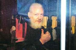 असांजचे काय होणार?