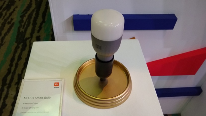 Xiaomi ने लाँच केला LED स्मार्ट बल्ब, 11 वर्ष खराब न होण्याचा दावा
