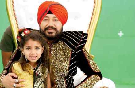 daler mehendi with daughter