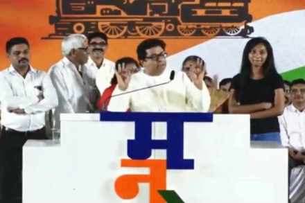 मोदींच्या जाहीरातीतलं ते कुटुंब प्रत्यक्षात सधन, राज ठाकरेंकडून पोलखोल