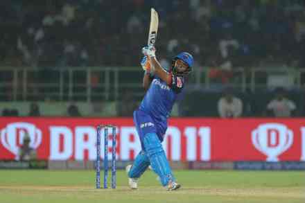 पंतच्या वादळी खेळीने हैदराबाद गारद, दिल्ली २ गडी राखून विजयी