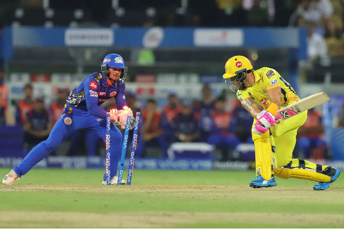 Video : ‘सुपर’ स्टंपिंग! डी कॉकची चपळता पाहून मुंबईकर खुश Video : ‘सुपर’ स्टंपिंग! डी कॉकची चपळता पाहून मुंबईकर खुश