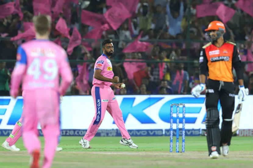 IPL 2019 : कामगिरीवरुन ट्रोल करणाऱ्याला उनाडकटचं सडेतोड प्रत्युत्तर IPL 2019 : कामगिरीवरुन ट्रोल करणाऱ्याला उनाडकटचं सडेतोड प्रत्युत्तर
