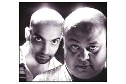 тАШрд╕рдВрдЧреАрддрд╛ рдХрд╛ рдиреАрд▓рд╛ рдЪреЗрдХреНрд╕рд╡рд╛рд▓рд╛ рд╕реНрд╡реЗрдЯрд░тАЩ