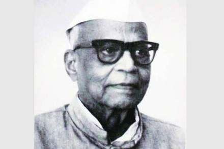 महाराष्ट्रीय विचारविश्वाचे अजातशत्रू नेतृत्व