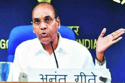 ऊर्जाही नाही, उद्योगही नाही.. ऊर्जाही नाही, उद्योगही नाही..