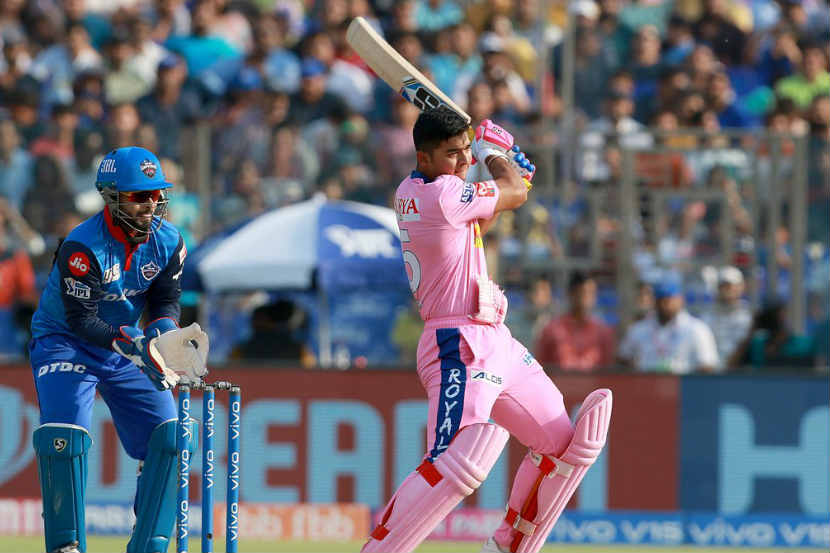 IPL 2019 : दोनदा संधी हुकली, तिसऱ्या संधीचं रियान परागने केलं सोनं
