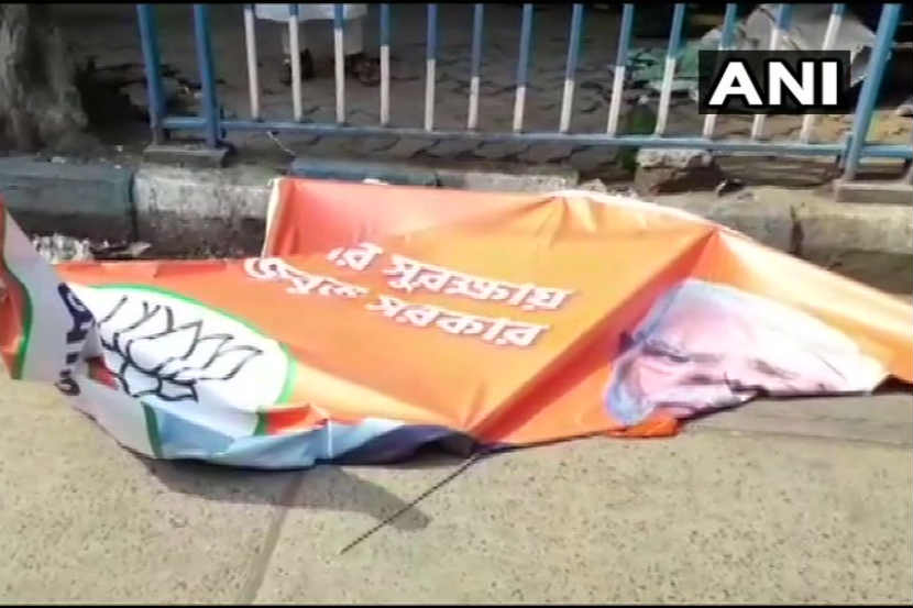 कोलकात्यात रोड शो पूर्वीच मोदी-शाहंची पोस्टर्स हटवली; तृणमुलवर भाजपाची आगपाखड