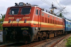 Union Budget 2019 : रेल्वेच्या विकासासाठी खासगी सहभाग