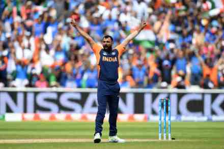 World Cup 2019 : शमीचा भेदक मारा, आफ्रिदीनंतर अनोखी कामगिरी करणारा दुसरा गोलंदाज