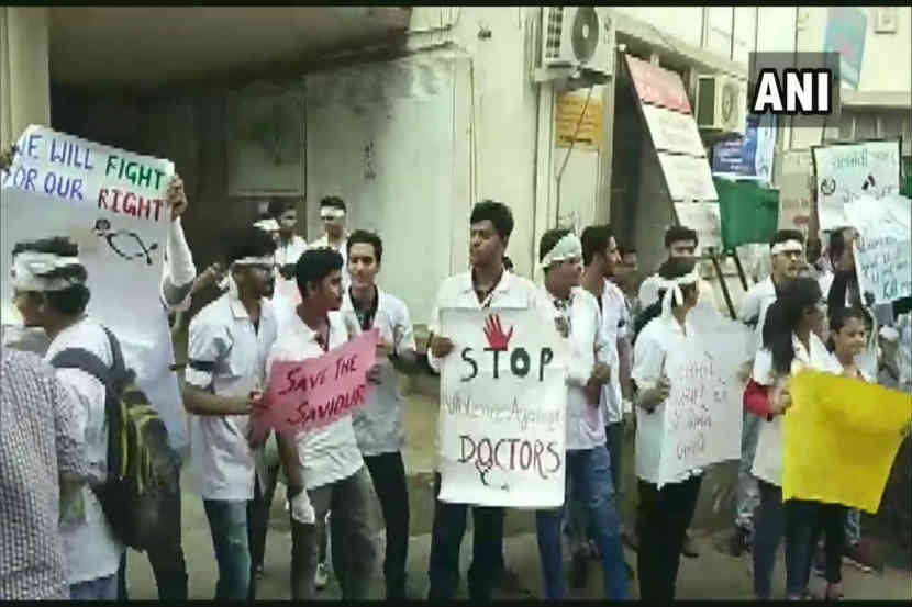 डॉक्टरांचा आज देशव्यापी संप डॉक्टरांचा आज देशव्यापी संप