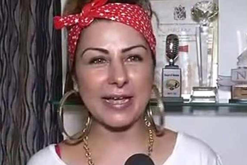 वादग्रस्त पोस्ट- गायिका हार्ड कौर विरोधात खटला दाखल