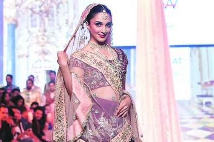 हॅपनिंग फॅशनचा डंका.. हॅपनिंग फॅशनचा डंका..