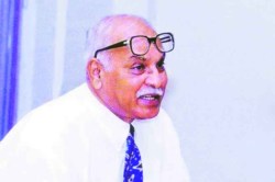 अ हिस्टोरीअन अॅण्ड अ जंटलमन