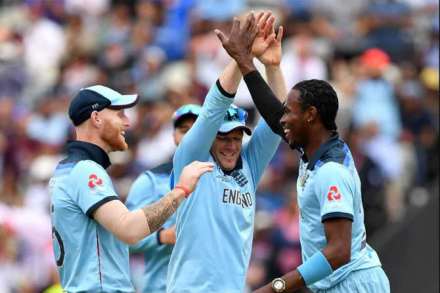 World Cup Final : सुपर ओव्हर टाकण्याआधी स्टोक्सने आर्चरला दिला होता ‘हा’ कानमंत्र