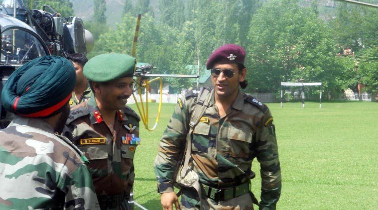 “धोनीला सुरक्षेची गरज नाही, तोच देशाचं रक्षण करेल”
