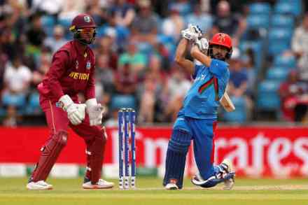 World Cup 2019 : अफगाणिस्तानच्या इक्रम अलीची अखेरच्या सामन्यात झुंज, मोडला सचिनचा विक्रम World Cup 2019 : अफगाणिस्तानच्या इक्रम अलीची अखेरच्या सामन्यात झुंज, मोडला सचिनचा विक्रम