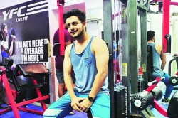 आदिश वैद्य