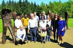 संधीच्या प्रकाशवाटा