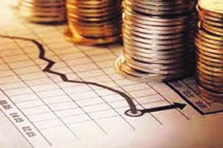 union Budget 2019 : बाजारात सूचिबद्ध १,१७४ कंपन्यांमध्ये सार्वजनिक मालकी ३५ टक्क्यांवर union Budget 2019 : बाजारात सूचिबद्ध १,१७४ कंपन्यांमध्ये सार्वजनिक मालकी ३५ टक्क्यांवर