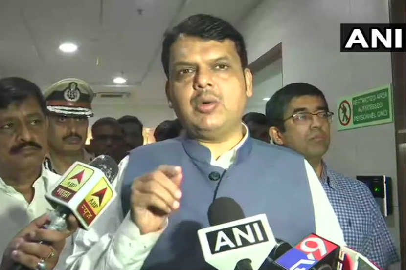 अतिवृष्टीमुळे बाधित शेतकऱ्यांना मदत देण्याचे मुख्यमंत्र्यांचे सचिवांना आदेश अतिवृष्टीमुळे बाधित शेतकऱ्यांना मदत देण्याचे मुख्यमंत्र्यांचे सचिवांना आदेश