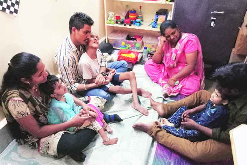 सेवाध्यास : आश्वासक ‘स्पर्श’
