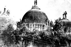 मशीद बांधण्यासाठी मंदिर पाडल्याचा वकिलांचा दावा